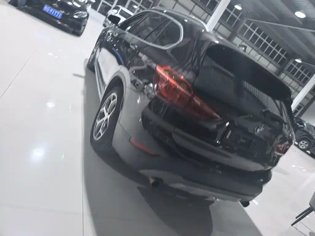 BMW X1 — миниатюра 13