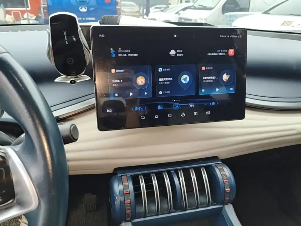 BYD Yuan Plus — миниатюра 13