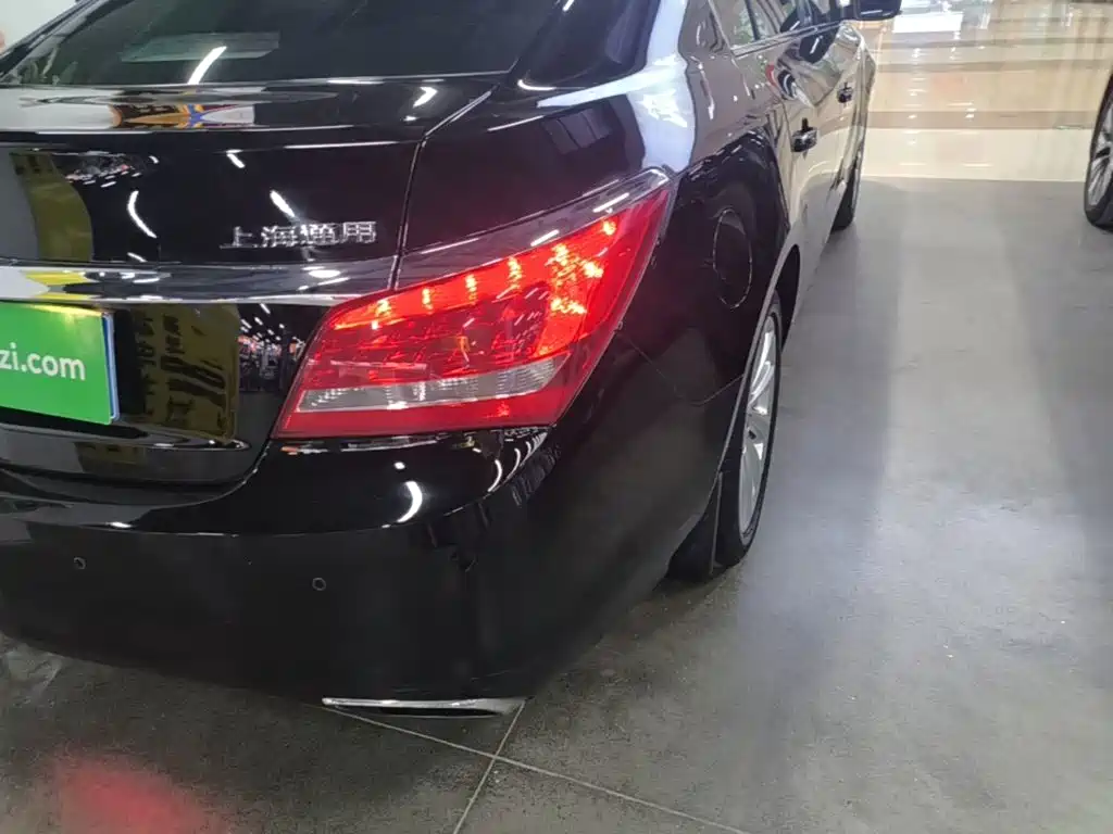 Buick LaCrosse — миниатюра 8