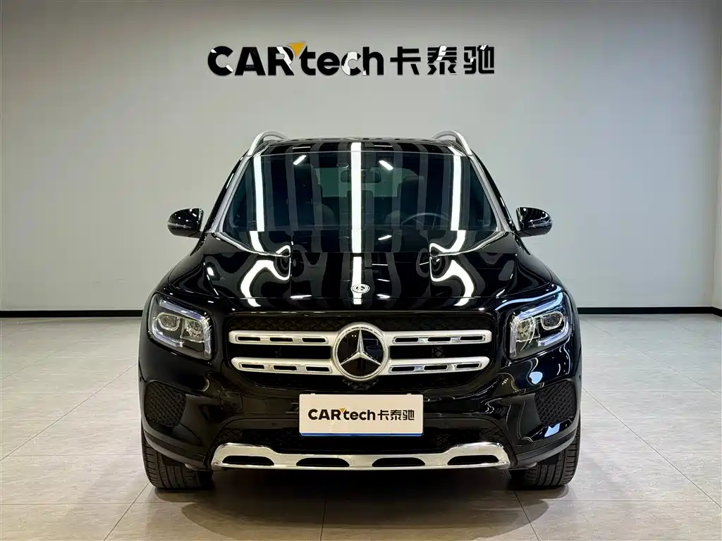 MERCEDES-BENZ GLB