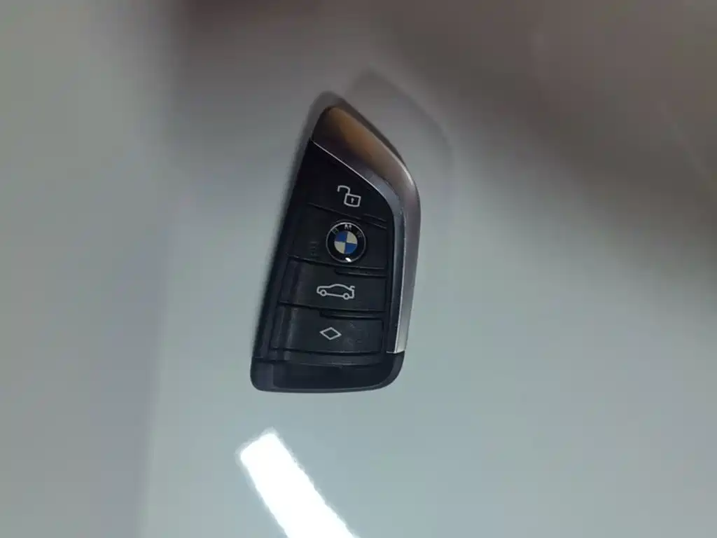 BMW i3 — миниатюра 9