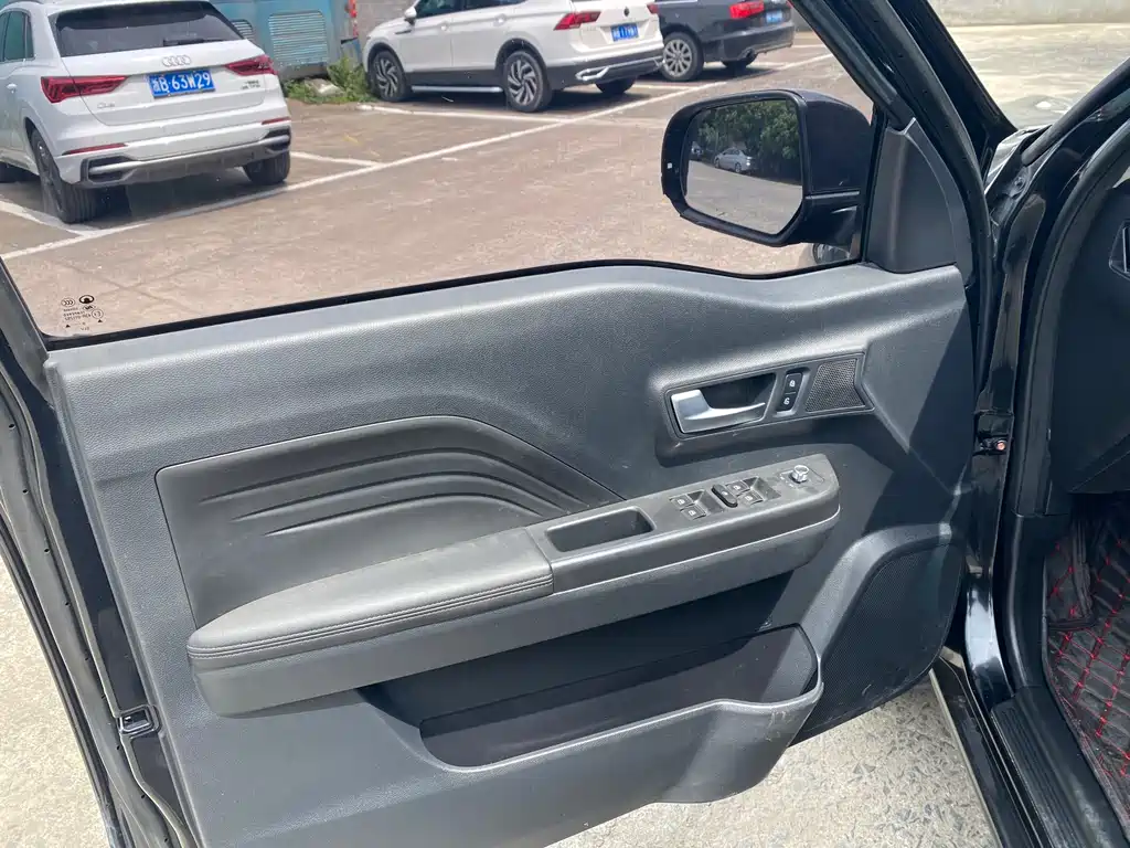 GREAT WALL FENGJUN 7