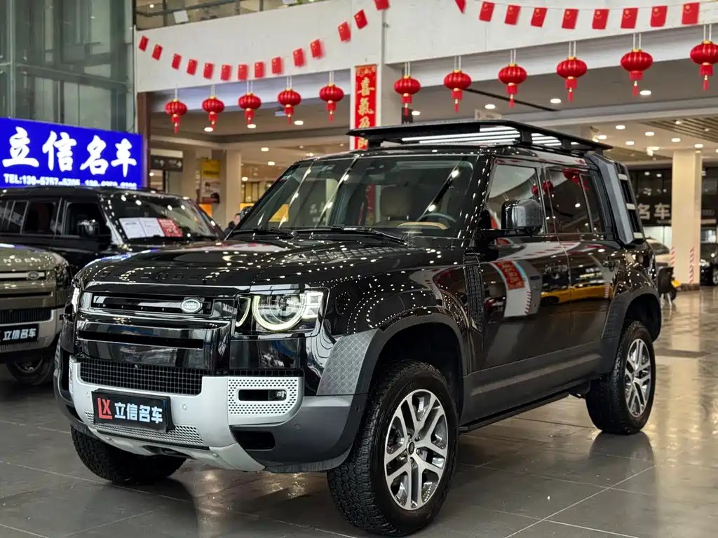 LAND ROVER DEFENDER