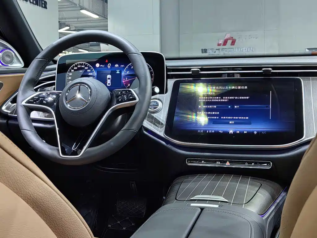Mercedes-Benz E-Class — миниатюра 15