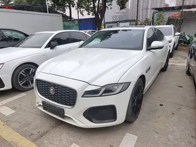 JAGUAR XFL