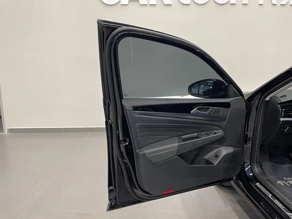 Volkswagen Passat — миниатюра 11