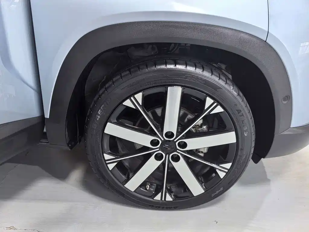 Geely Icon — миниатюра 17