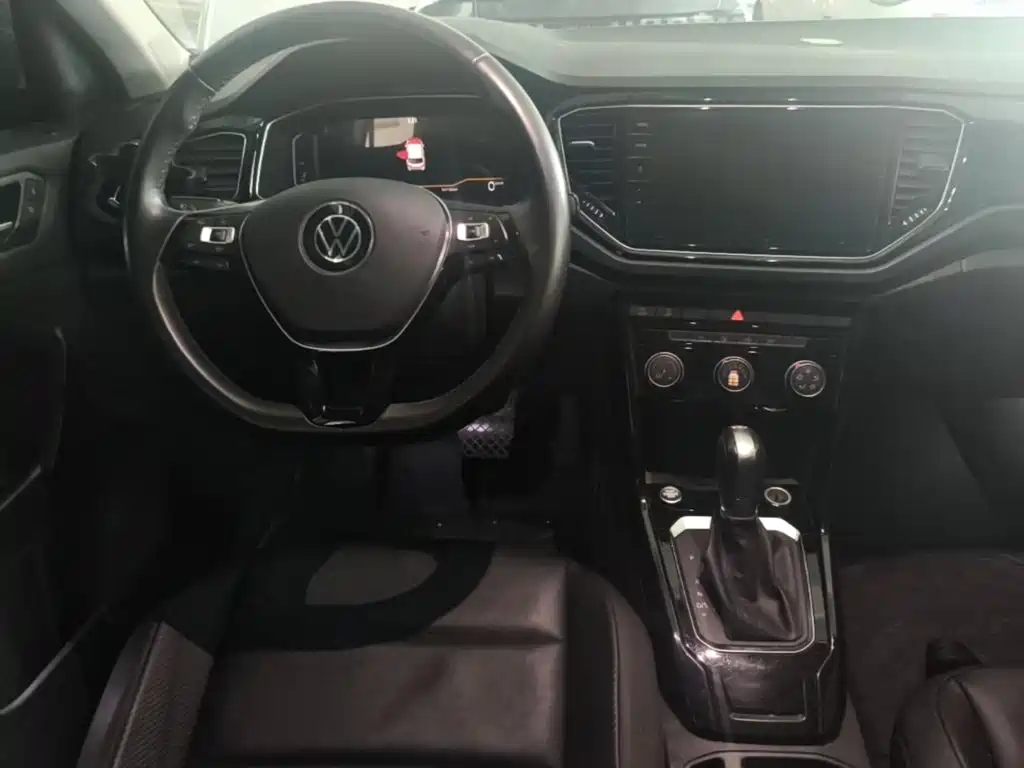 Volkswagen T-Roc — миниатюра 5