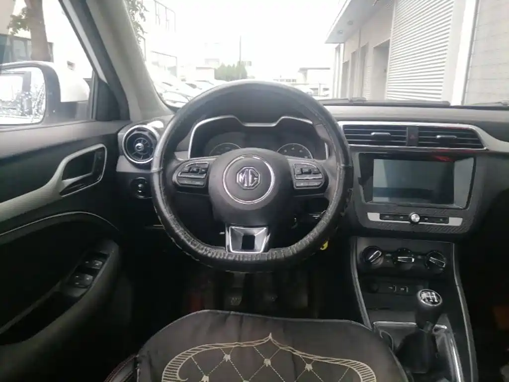 MG ZS — миниатюра 15