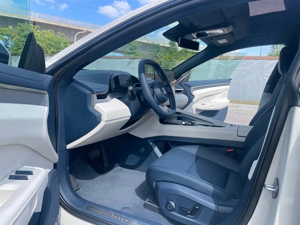 ZEEKR EXTREME KRYPTON 001