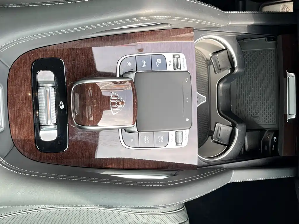 MERCEDES-BENZ MAYBACH GLS