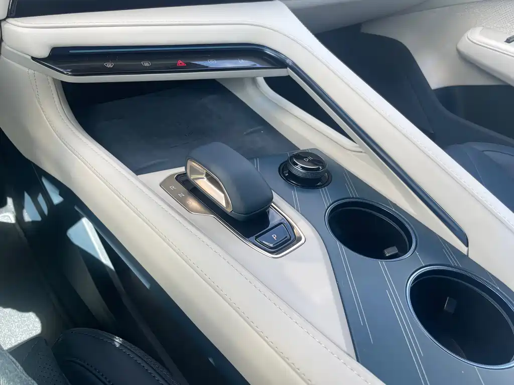 ZEEKR EXTREME KRYPTON 001