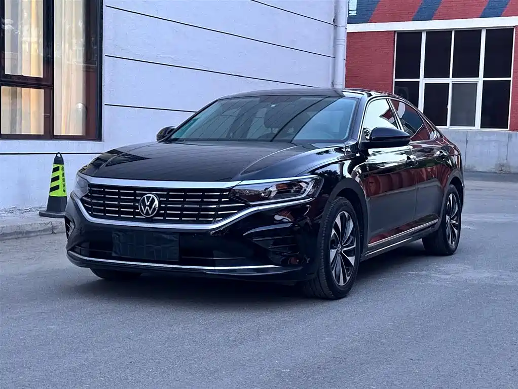 Volkswagen Passat 2022