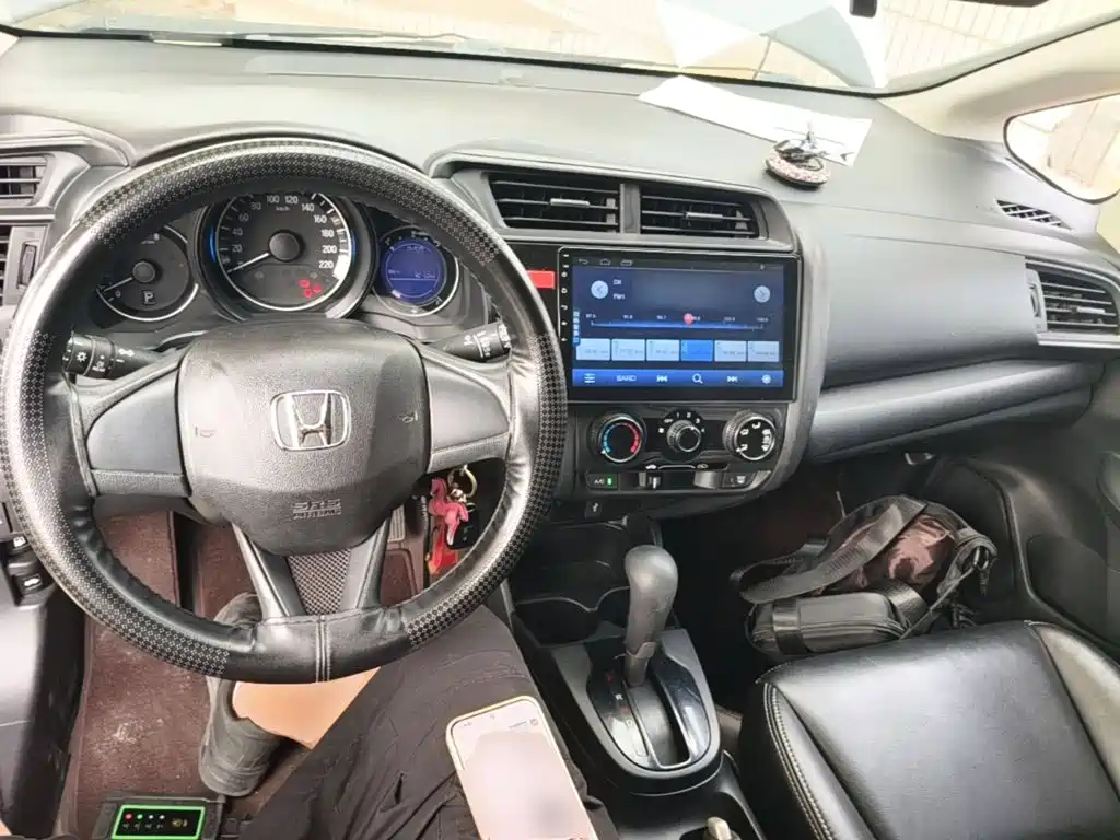 Honda Fit — миниатюра 10