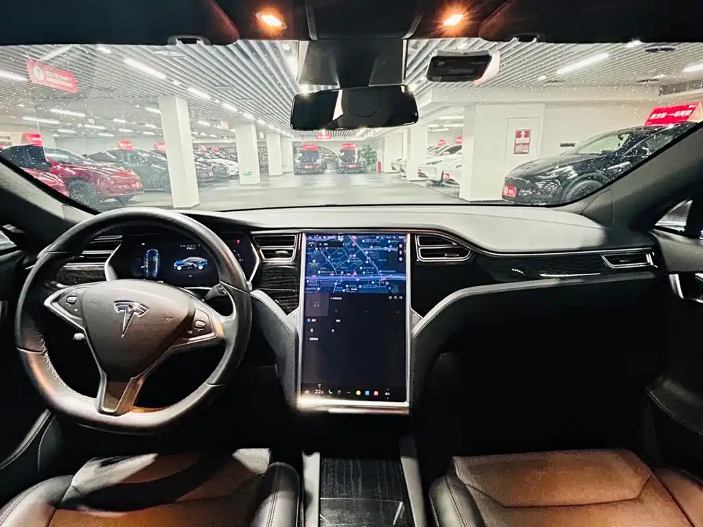 TESLA MODEL S