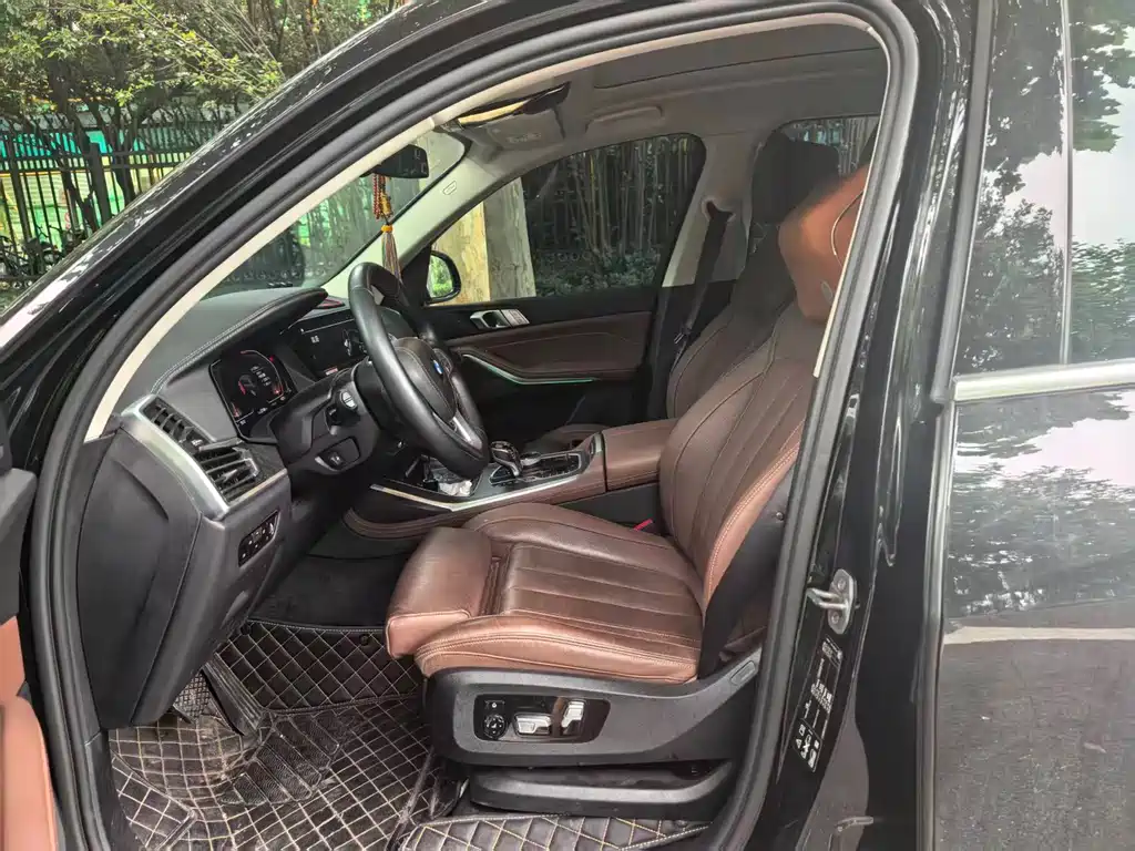BMW X7 2022 xDrive40i Lead Luxury