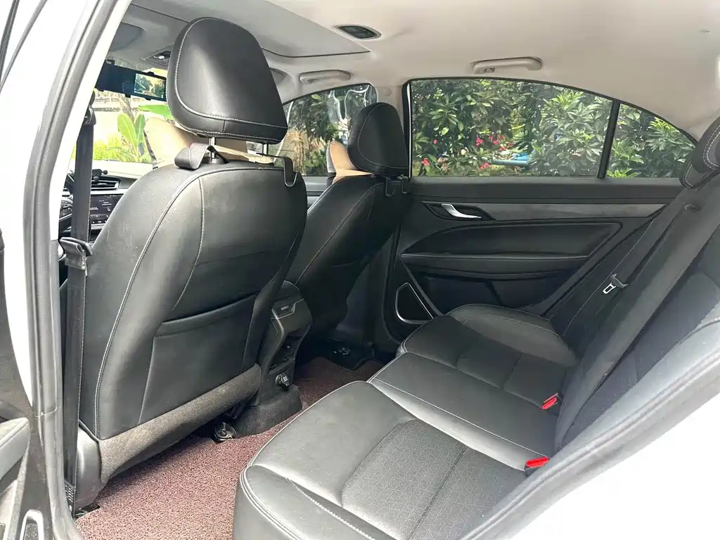 Geely Emgrand GL — миниатюра 6