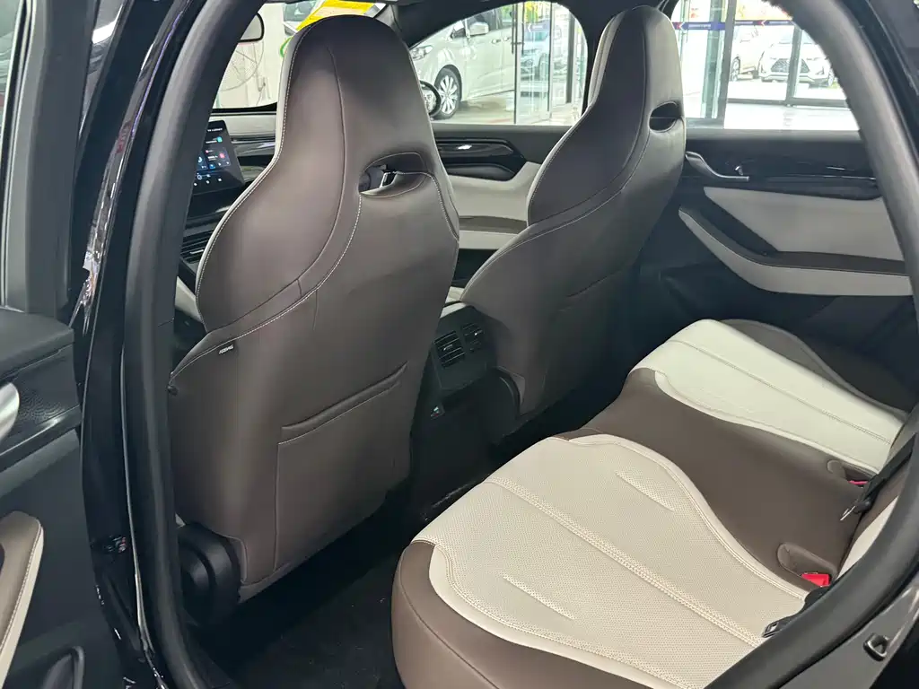 BYD Qin PLUS — миниатюра 9