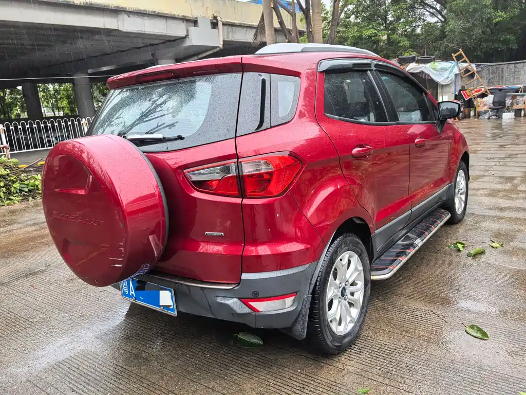 Ford EcoSport 2013 1.5L AT Luxury