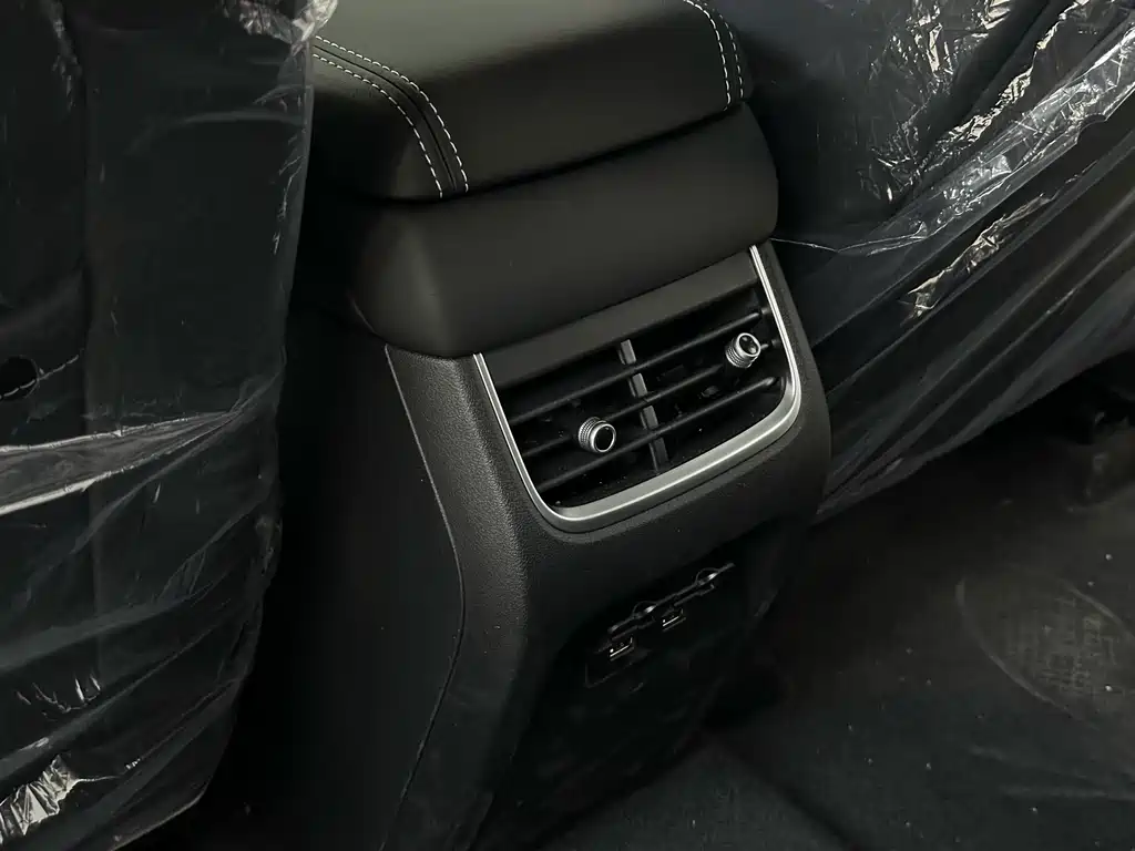 TANK TANK 300 NEW ENERGY