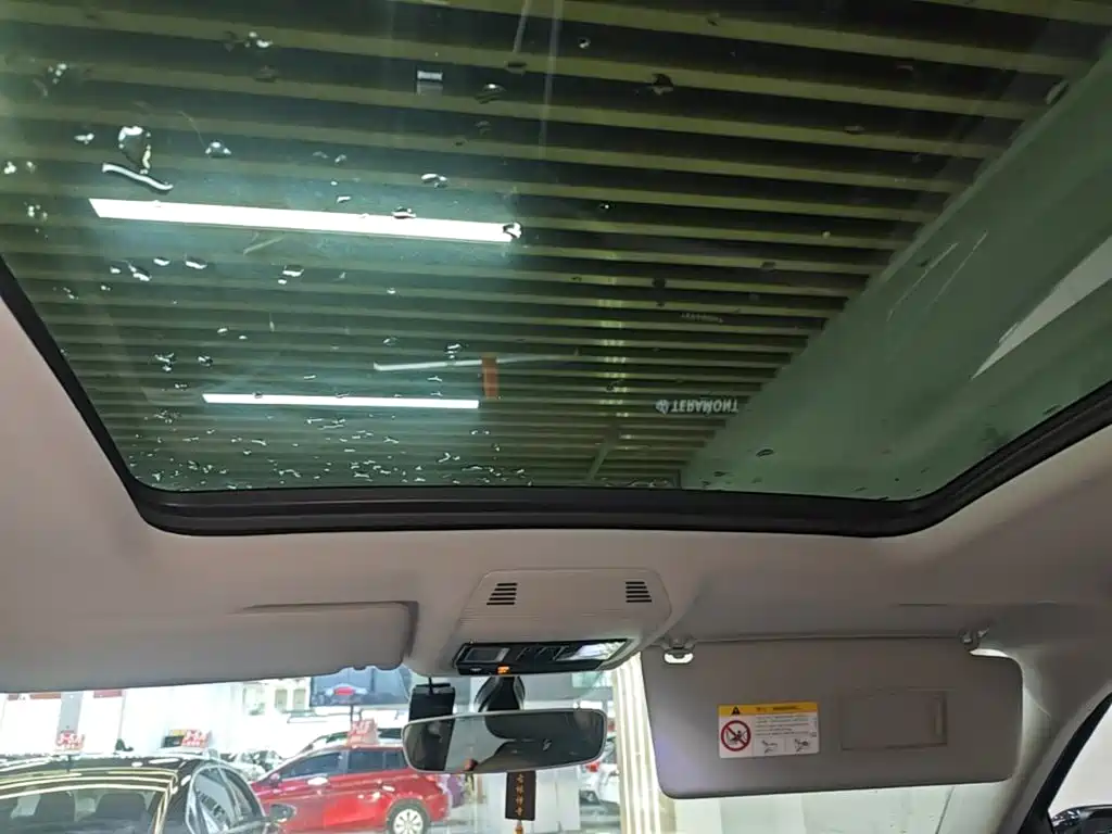 Volkswagen Teramont — миниатюра 18