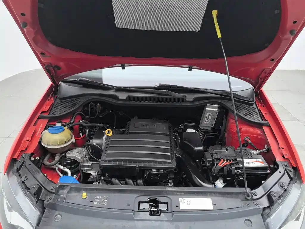 Volkswagen Polo — миниатюра 6