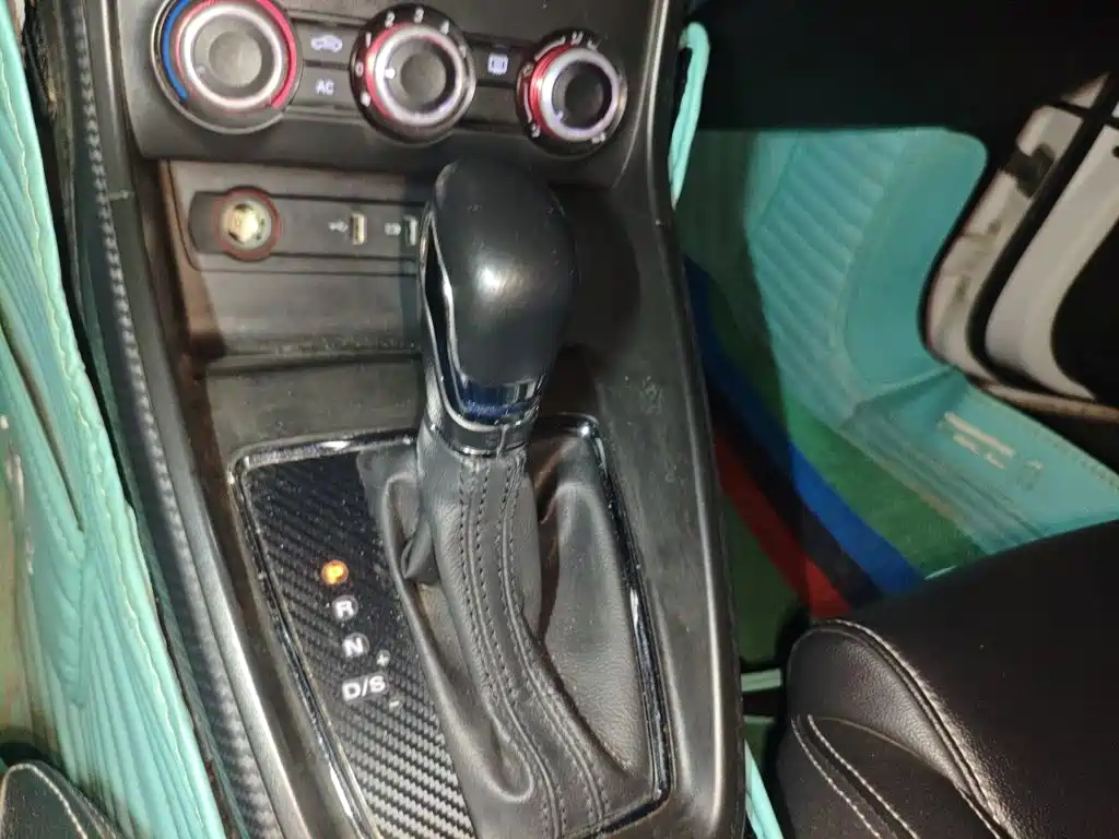 MG ZS — миниатюра 15