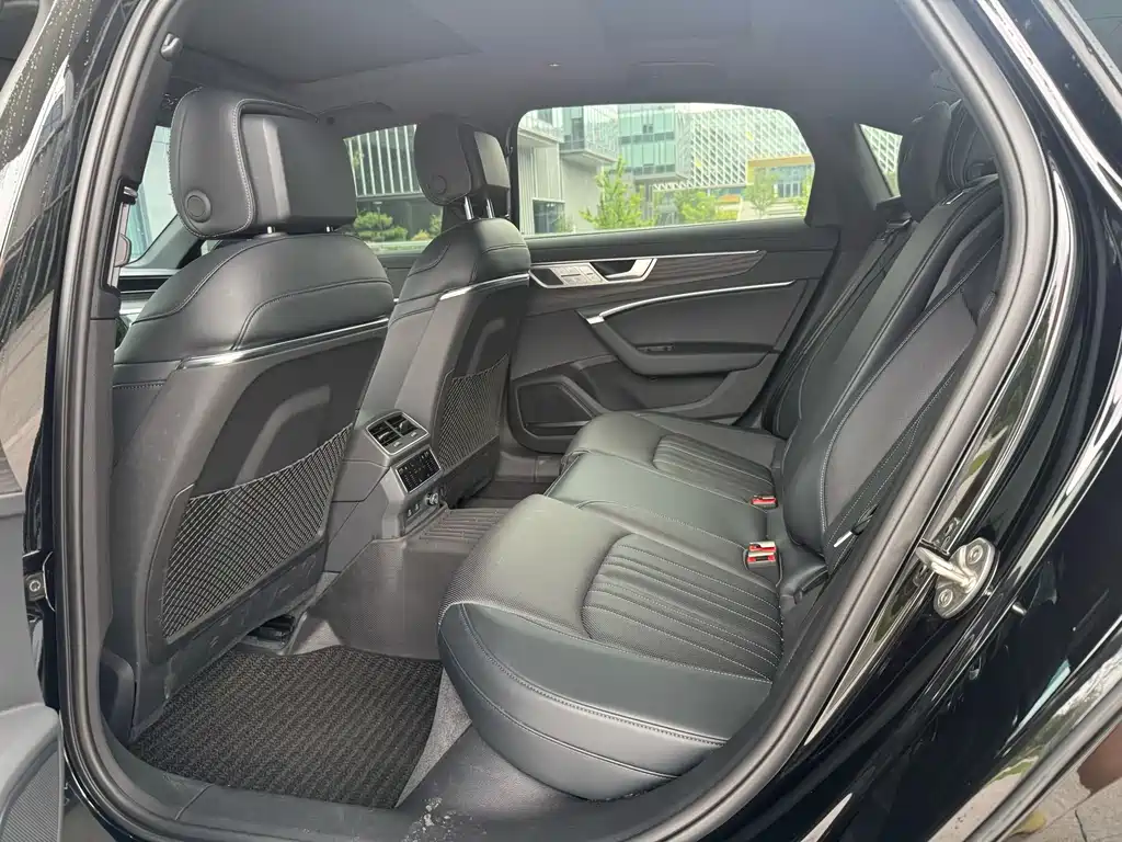 Audi A6L 2025 45 TFSI quattro