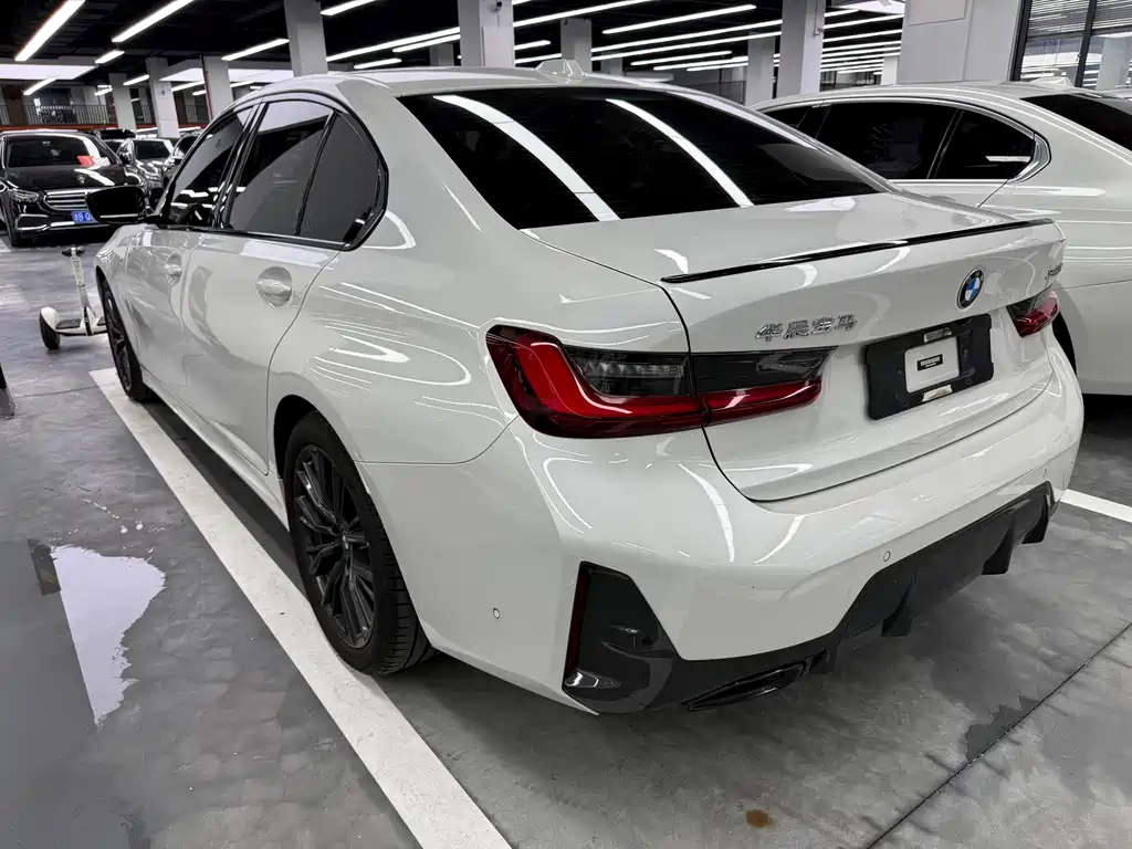 BMW 3 Series — миниатюра 13