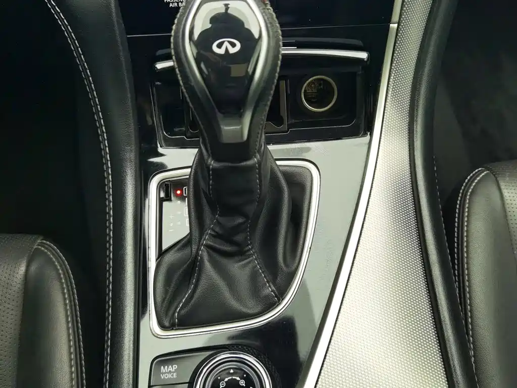 Infiniti Q50L — миниатюра 13