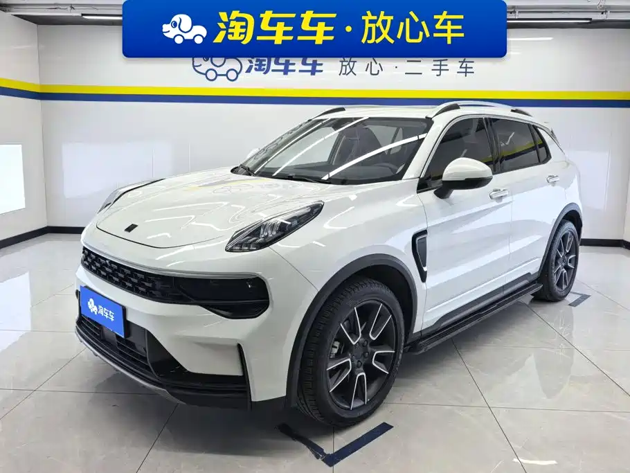 Lynk & Co 01