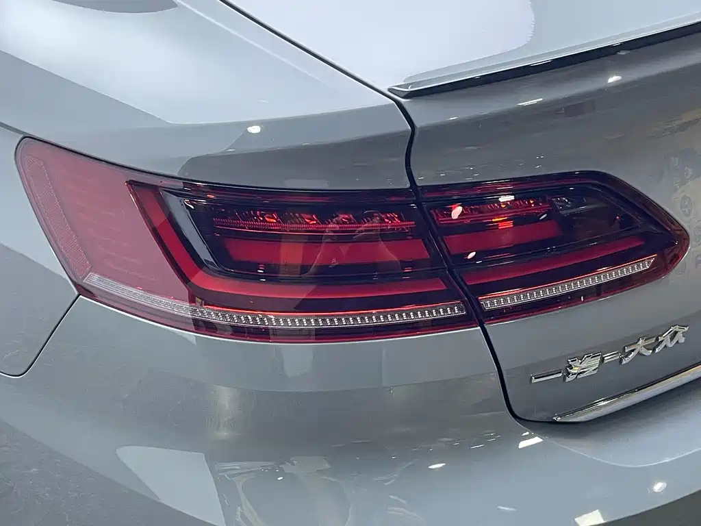 Volkswagen CC — миниатюра 10