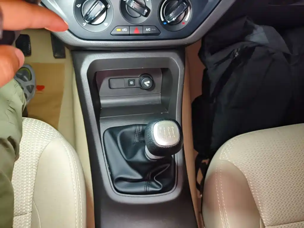 Wuling Hongguang — миниатюра 14