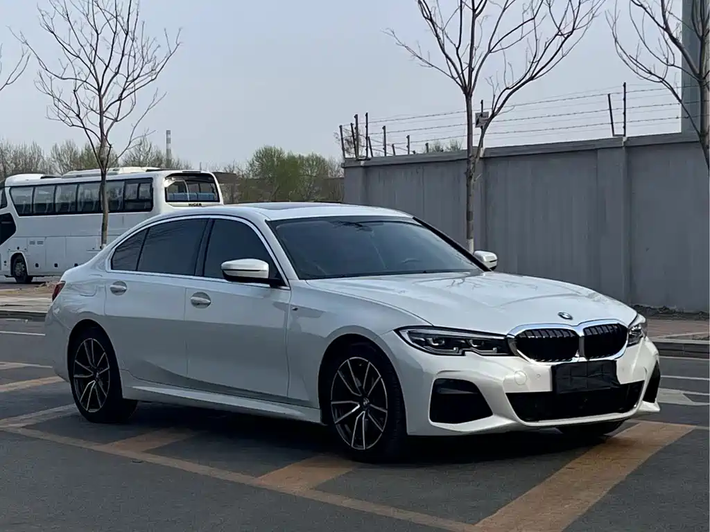 BMW 3 Series — миниатюра 3