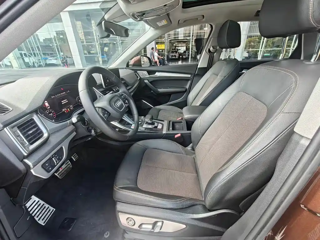 Audi Q5L — миниатюра 8