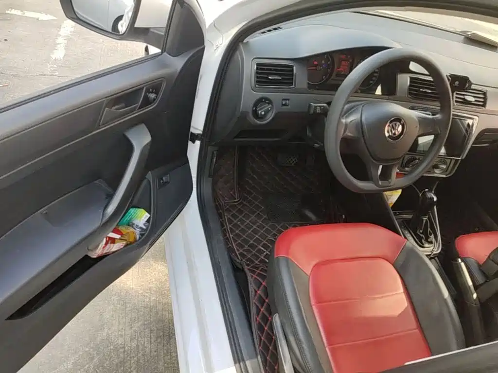 Volkswagen Santana — миниатюра 16