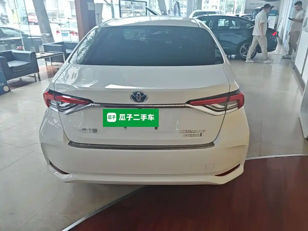 Toyota Corolla — миниатюра 6