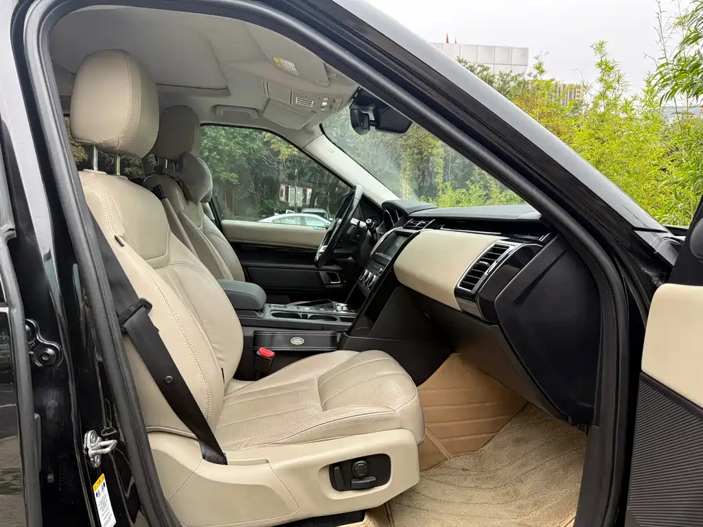 Land Rover Discovery 2017 3.0 SC V6 SE