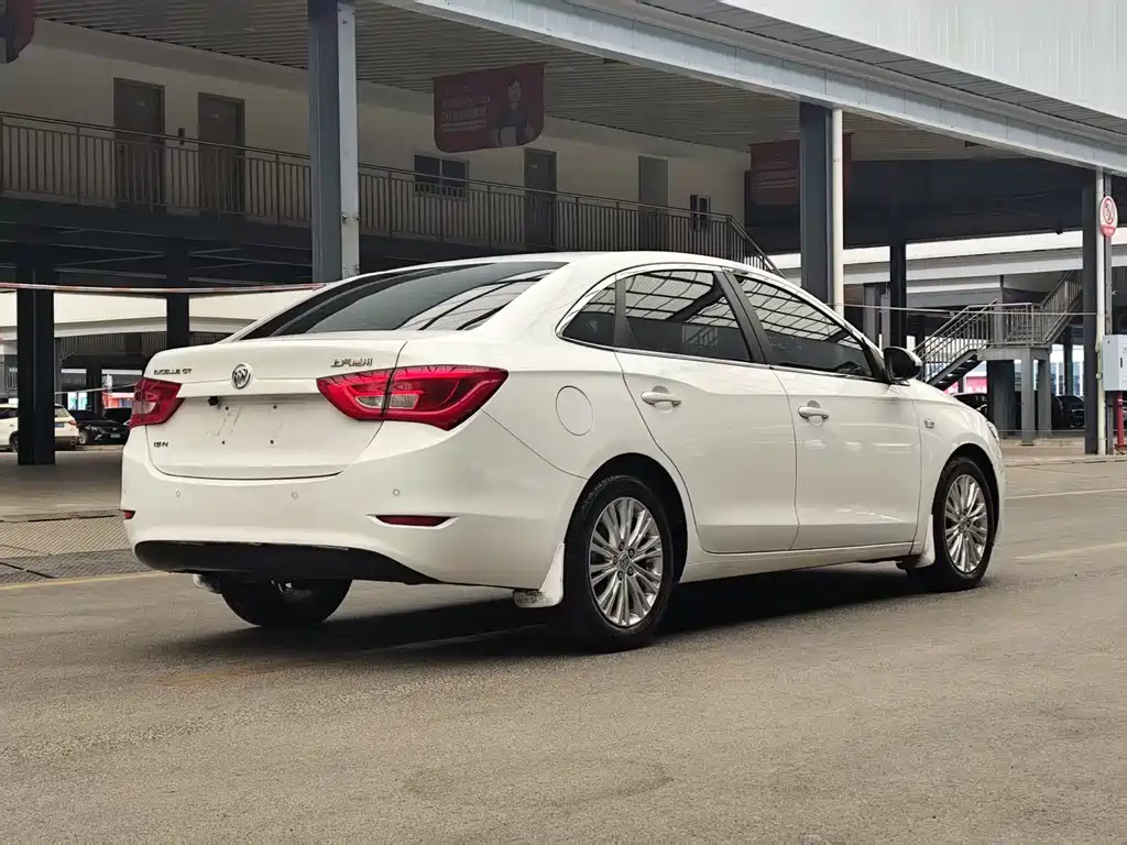 Buick Excelle — миниатюра 6