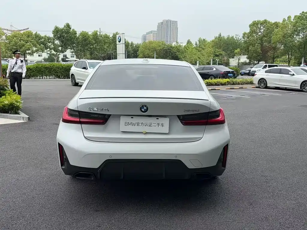 BMW 3 Series 3 2023 325i M Sport