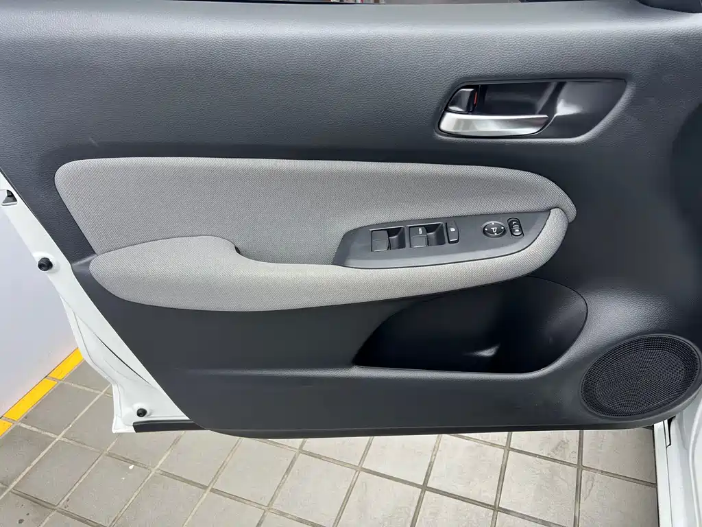 Honda Life — миниатюра 14