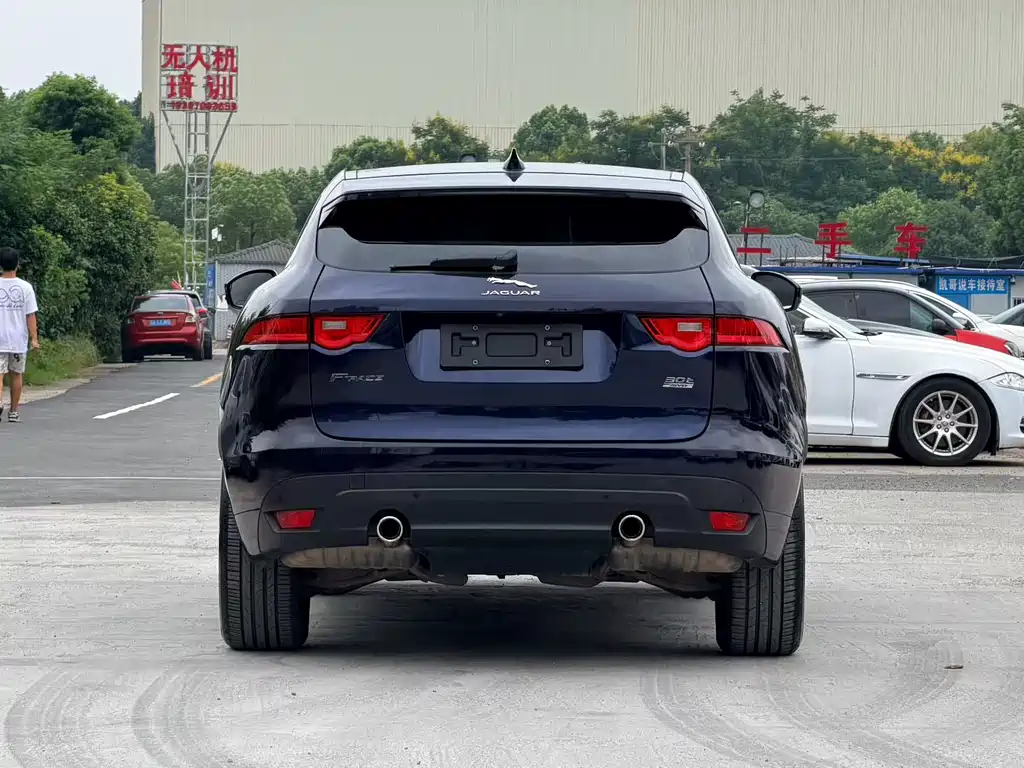 Jaguar F-PACE — миниатюра 8