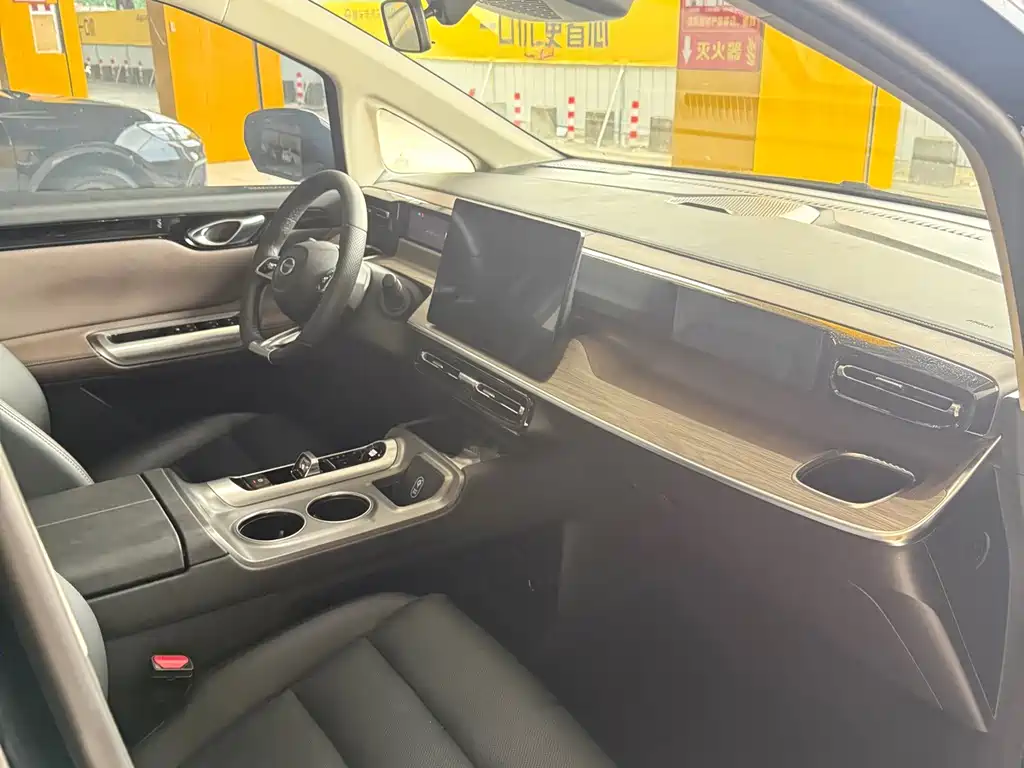GAC Motor Trumpchi E8 — миниатюра 13