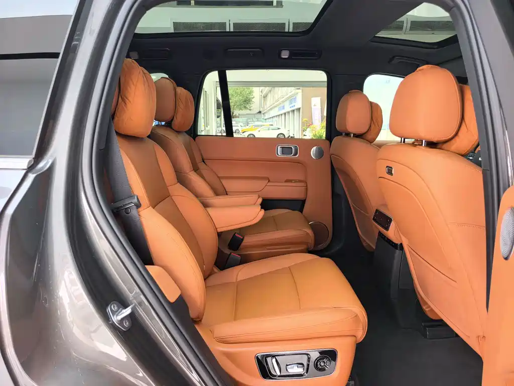Li Auto Li L8 — миниатюра 14
