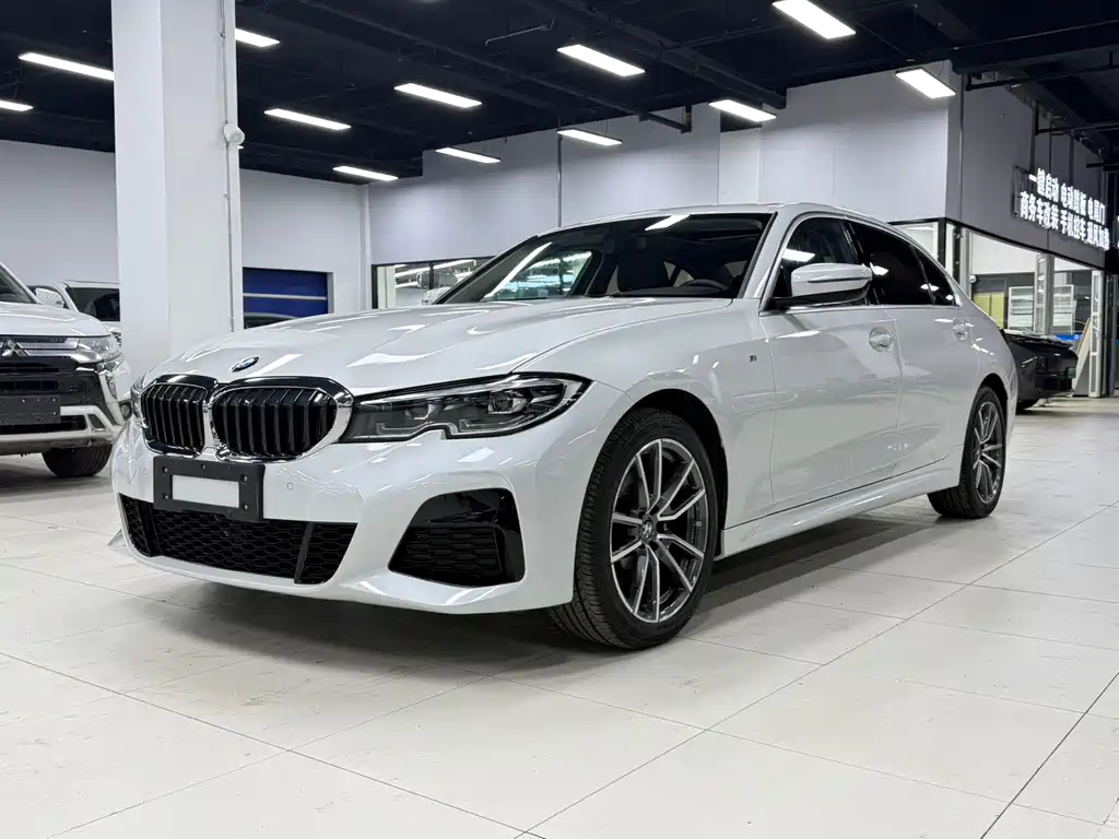 BMW 3 Series 2022