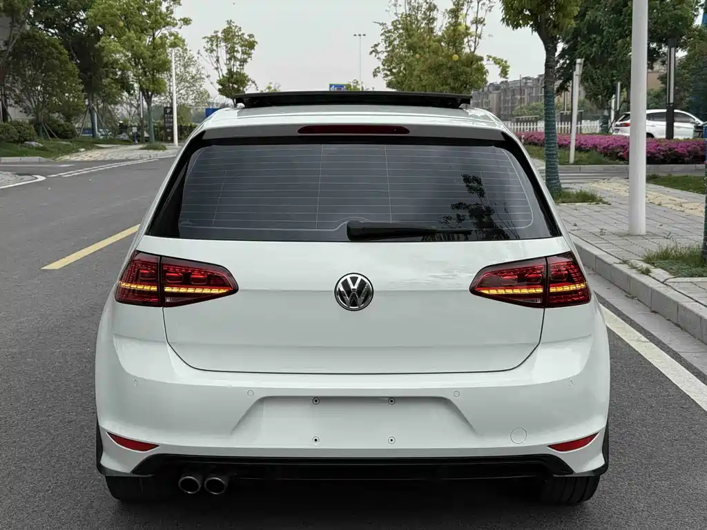 Volkswagen Golf — миниатюра 8