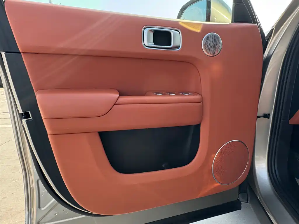 Li Auto Li L9 — миниатюра 8