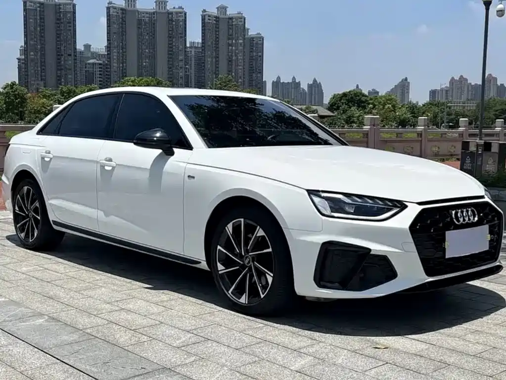 Audi A4L 2022 40 TFSI Luxury