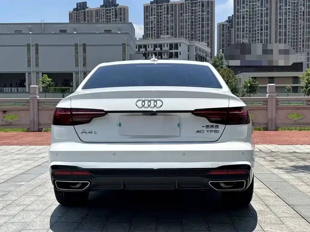 Audi A4L 2022 40 TFSI Luxury