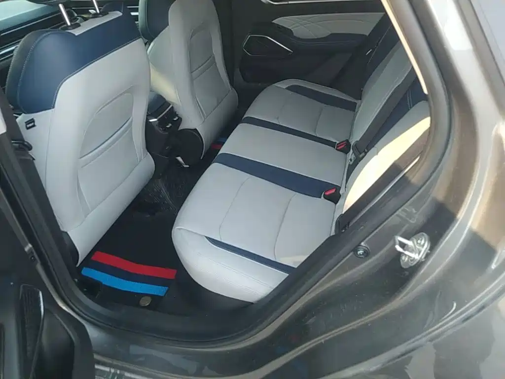 Geely Emgrand — миниатюра 17